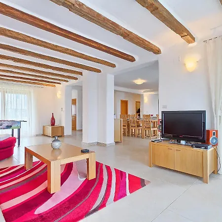 Villa Daymon
